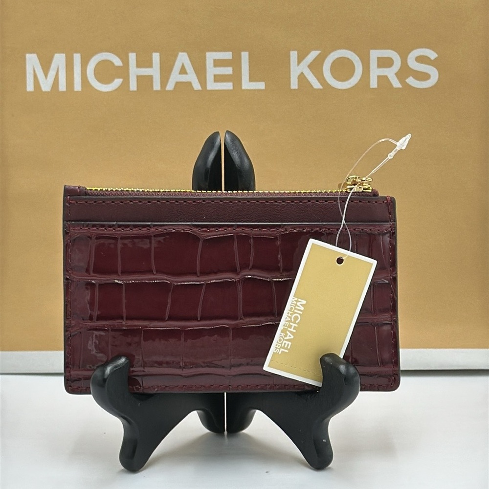 MICHAEL KORS JET SET TRAVEL MEDIUM TZ CARD CASE IN OXBLOOD - Picture 4 of 10